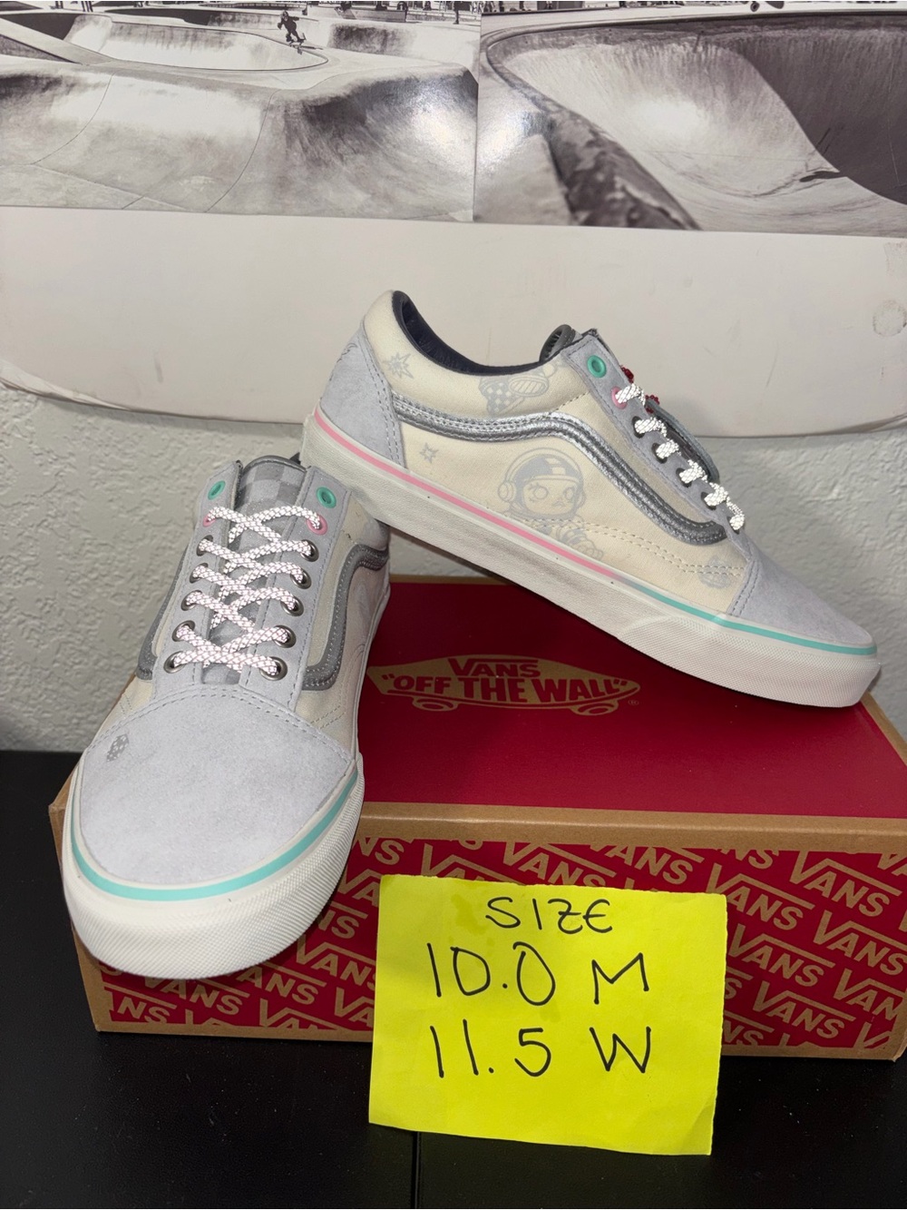 Vans Old Skool Space Molly sz 10.0 Men’s 11.5 Woman